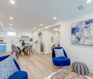 For Lease - 8 Clearview Heights, Toronto, Ontario - Photo 1