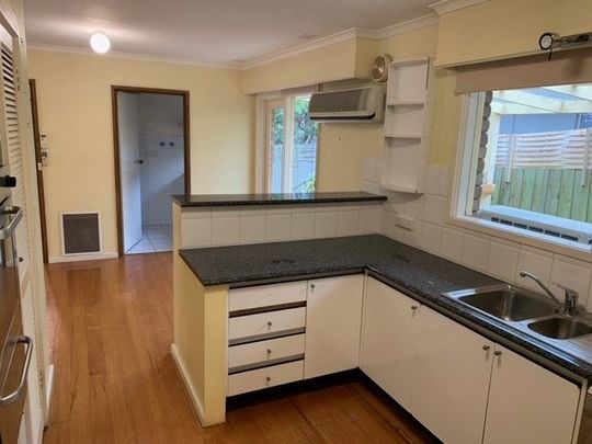 27 Meryl Street, Doncaster East - Photo 1