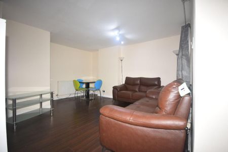 Sadler Court, Hulme, Manchester, M15 5RP - Photo 2