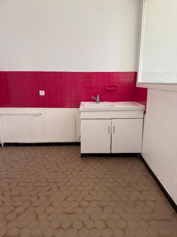 Location Appartement 2 pièces 41m² VILLEURBANNE 69100 - Photo 4