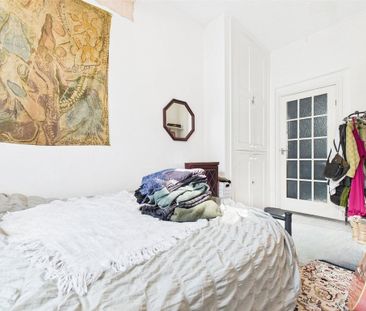 3 bedroom apartment to rent - Photo 6