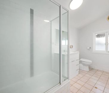 Charming Home in Prime Central Location - Photo 1