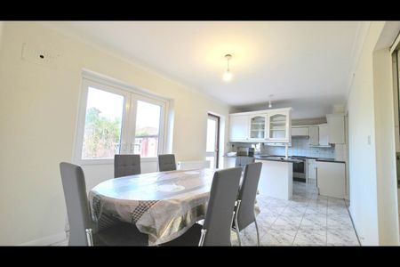 4 Bed Semi-Detached House, Christchurch Avenue, HA0 - Photo 5