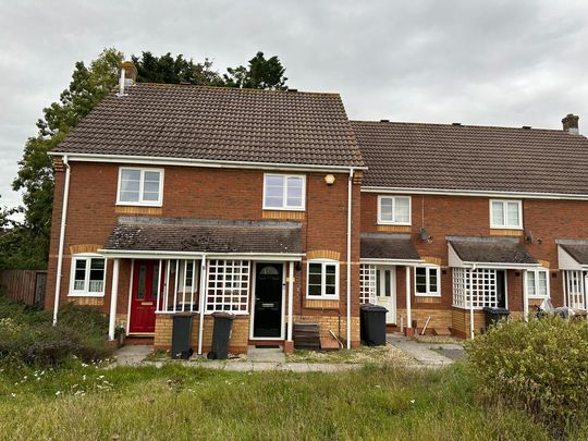 2 bedroom terraced house to rent - Photo 1