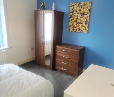 1 bedroom in a house share to rent - Photo 5