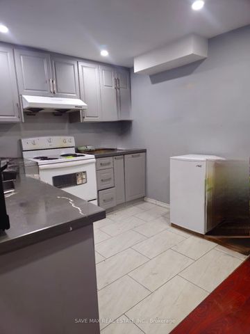 For Lease - 17 Tregate Crescent, Brampton, Ontario - Photo 4