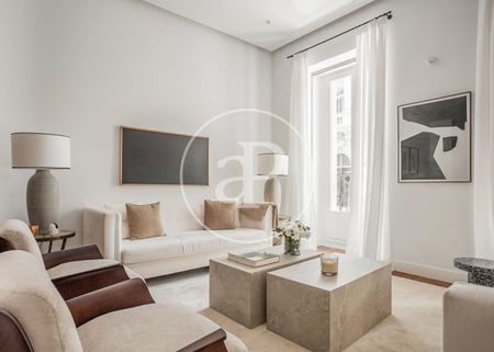 Flat for rent in Jerónimos (Madrid) - Photo 3