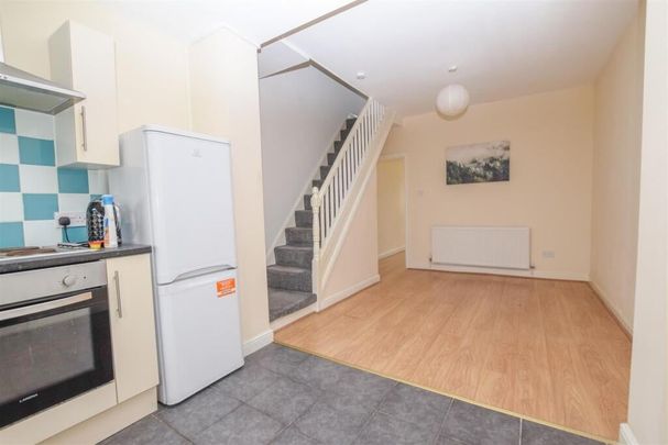 2 Bed Terraced House, Harrowby Road, CH42 - Photo 1