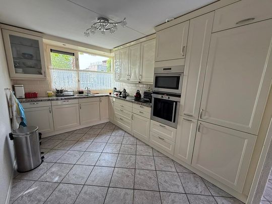 Adamello 43, 1060 NW, Amsterdam - Photo 1