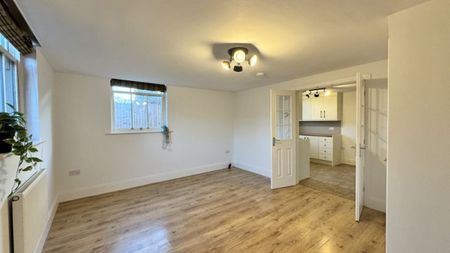 North Street, Digby, Lincoln - Photo 2