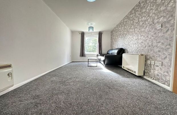 Lever Court, Blackburn, Lancs, BB2 7FH - Photo 1