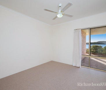 2/9-13 Kurrawa Avenue Point Clare - Photo 1