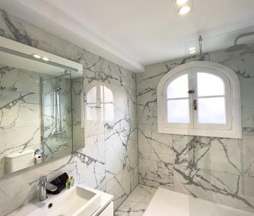 Middle Floor Apartment in Marbella - Photo 2