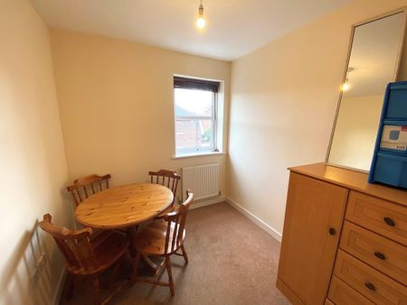 2 bedroom flat to rent - Photo 3