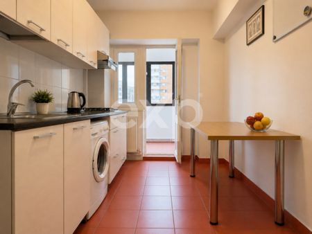 Apartament cu 2 camere de închiriat, strada 9 Mai, zona cen - Photo 4
