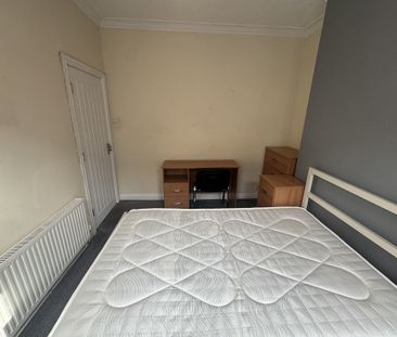 Brunswick Street, South Bank - P1373 - Photo 5