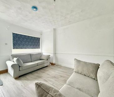 2 bedroom house to rent - Photo 2