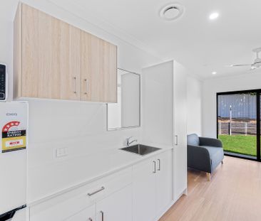 NO UTILITY BILL? NO WORRIES! ALL-INCLUSIVE STUDIO APARTMENTS IN THE... - Photo 5