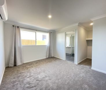 Conveniently Located Family Home - So Close to Everything - Photo 2