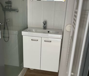 MONS EN BAROEUL - APPARTEMENT - T2 - Photo 6