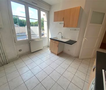 Location Appartement 4 pièces 72m² - Photo 4