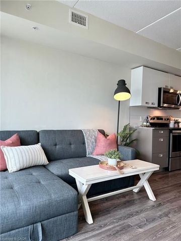 For Lease - 257 Hemlock Street Unit# 301, Waterloo, Ontario - Photo 3