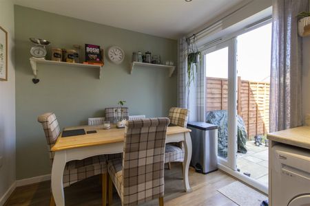 Whitefield Crescent, Longford - Photo 3