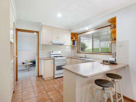 Charming Family Home in Leafy Norris Park - Photo 5