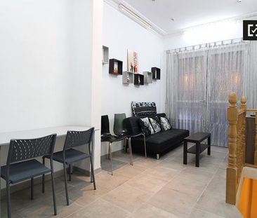 Piso de alquiler en Fuente del Berro - Photo 1