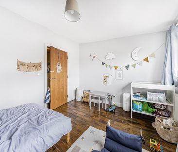 Flat to rent - Lynton Road, London, SE1 - Photo 5