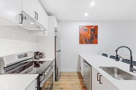 2060 Rue St-Denis #301 - Photo 2