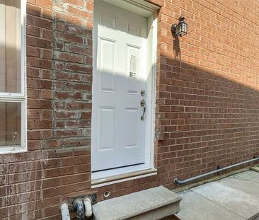 For Lease - 60 Studebaker Trail, Brampton, Ontario - Photo 5