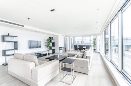 3 bedroom flat to rent - Photo 2