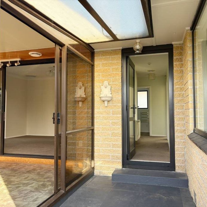 21 Sapphire St | $675 weekly - Photo 1