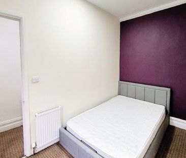 Clarendon Park Road, Leicester - Photo 3