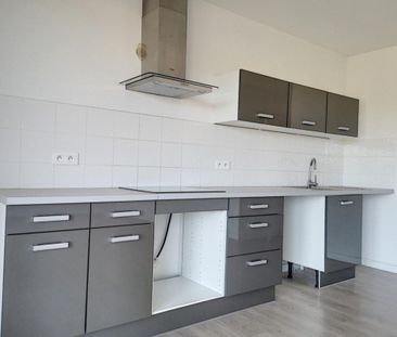 Location Appartement 3 pièces Meublé 68m² AJACCIO 20090 - Photo 4