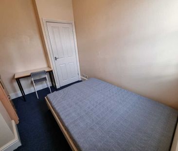 3 Bed Student Accommodation - Photo 3