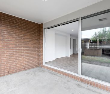 Coastal Family Home - Photo 5
