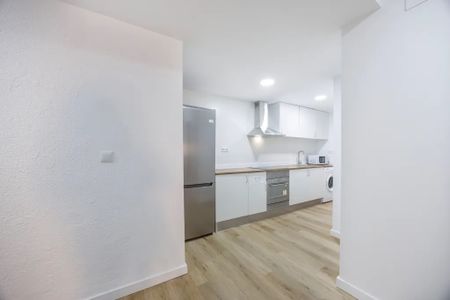 Carrer del Poeta Mas i Ros, Valencia, Valencian Community 46021 - Photo 4