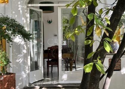 Villa-Parioli: Beautiful independent house with large private garden and terraces. Spacious living, formal dining, study-music room, sun room, 5 bedrooms, 4 bathrooms, parking. rif 163