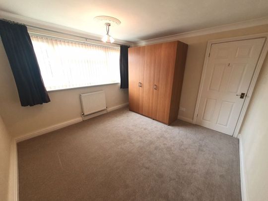 35 - 51 Alexandra Road, Halesowen Monthly Rental Of £895 - Photo 1