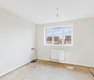 2 bedroom semi-detached house to rent - Photo 2