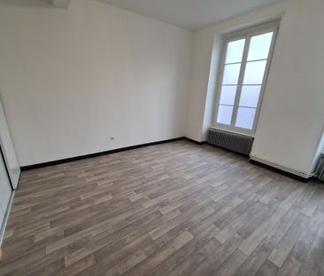 Location Appartement 1 pièce 39m² LE CREUSOT 71200 - Photo 4
