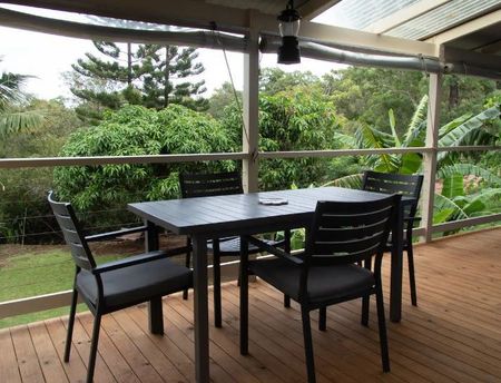 6 Cotton Tree Avenue, Macleay Island QLD 4184 - Photo 4