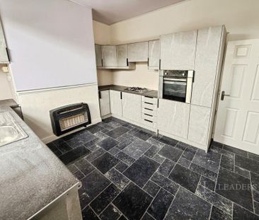 2 bedroom house to rent Pearson Road West, Bradford, West Yorkshire... - Photo 6
