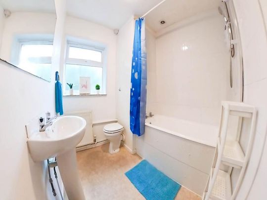 4 bedroom house to rent - Photo 1