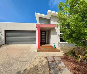 Modern Ex-Display Home with Luxury Inclusions - Photo 6