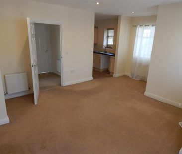 Parsons Road, Redditch - Photo 1