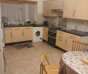 Room in a Shared House, Grasmere Gardens, HA3 - Photo 3