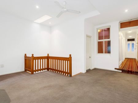 39 Wigram Road, Glebe NSW 2037 - House For Rent | Domain - Photo 4